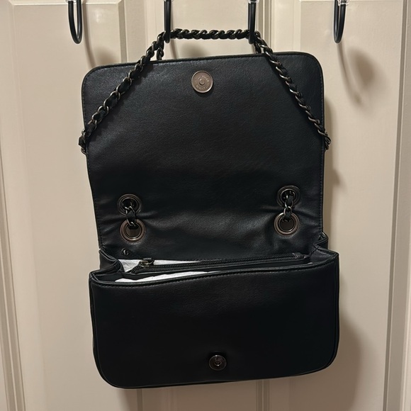 A Sequin Nine West Purse! - Picture 5 of 16